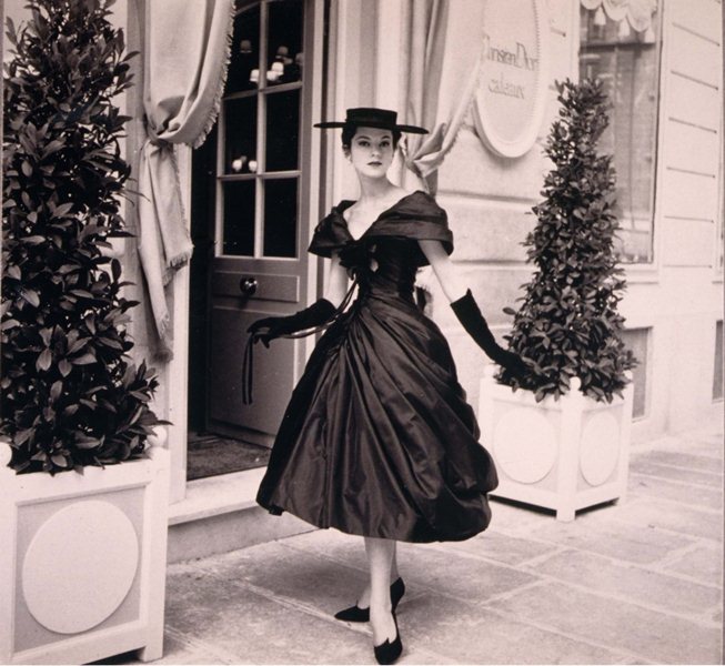tl_files/COMMUNITY/AAAAA KOLAZE/CHRISTIAN DIOR - OSOBOWOSC/33.jpg